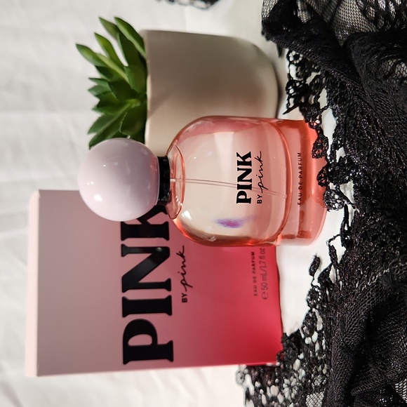 Victoria's Secret Other - 🎀 NEW Victoria's Secret PINK Perfume